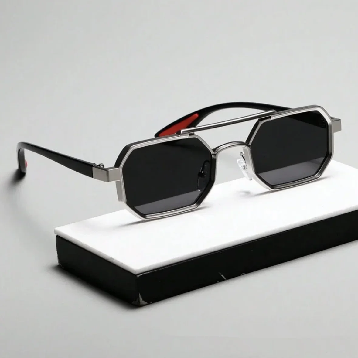 LUNETTES DE SOLEIL POLARISÉES OCTOGONALES